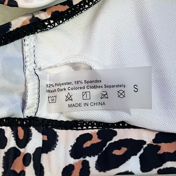 NWOT SweatyRocks Leopard Print Cheeky Bikini Swimsuit Set Top & Bottom Bandeau - Picture 6 of 6